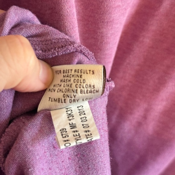 Peter Millar • Mens Purple 1/4 Zip Golf Pullover Sweater Med Cotton Blend Office - Picture 8 of 8